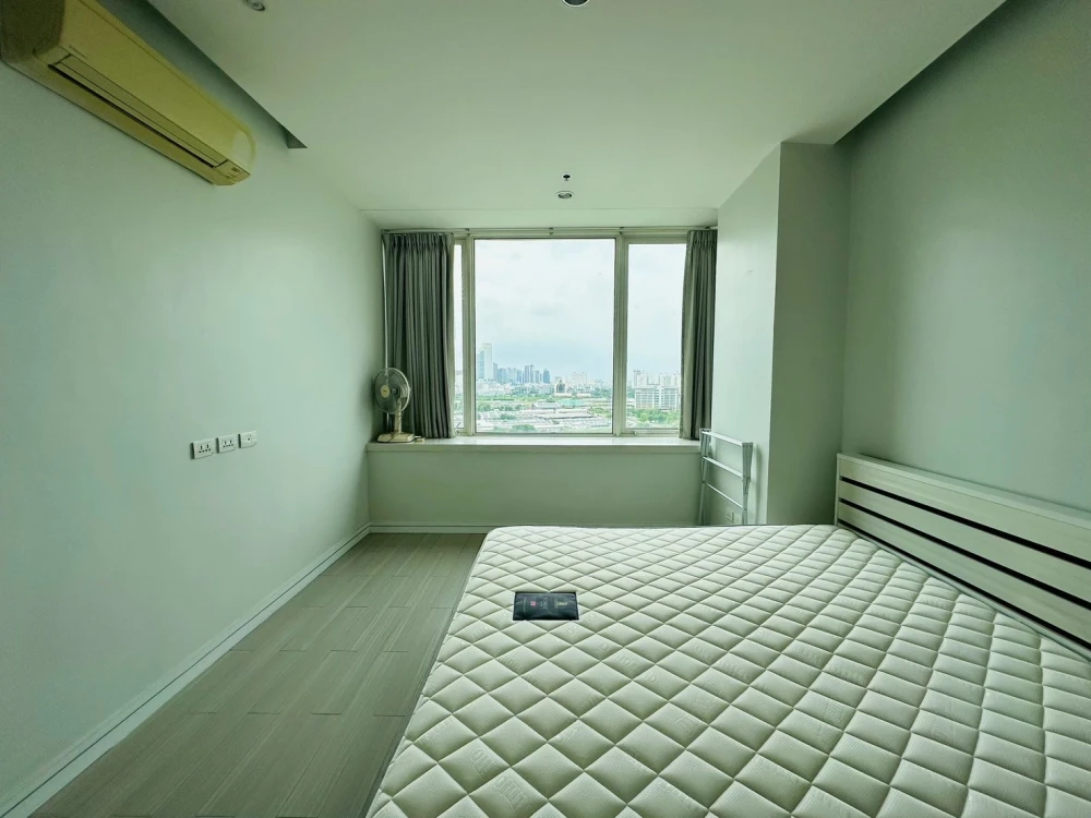 For rent: TC Green Condo, ready to move in, fully furnished + electrical appliances, just bring your bag++++