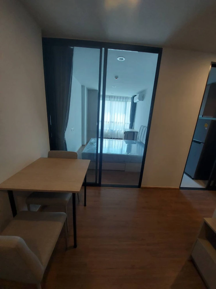 For rent!! Niche Mono Issaraphap condo, 5th floor, Building A, swimming pool view, beautiful room, ready to move in, hurry and book now!!