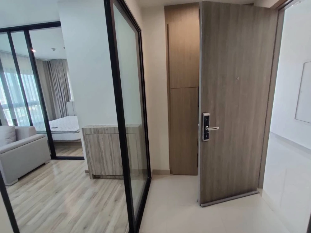 For rent!! Niche Mono Charoen Nakhon Condo, 19th floor, corner unit, beautiful room, fully furnished, ready to move in immediately. Reserve now!!
