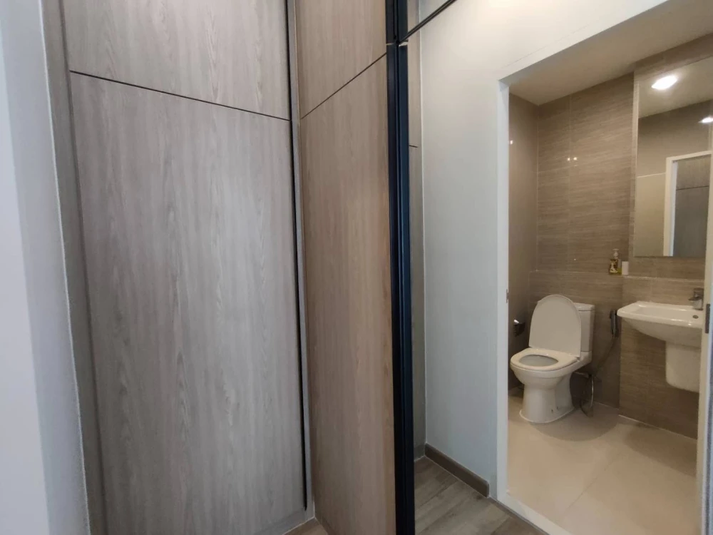 For rent!! Niche Mono Charoen Nakhon Condo, 19th floor, corner unit, beautiful room, fully furnished, ready to move in immediately. Reserve now!!