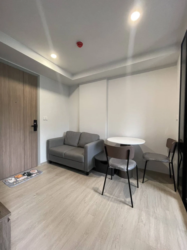 Condo for rent, New Core Kukot Station, quiet, not crowded, great location, fully decorated, super comfortable life