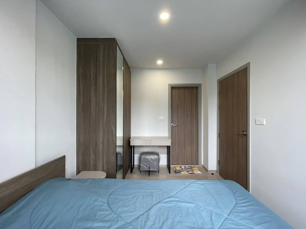 Condo for rent, New Core Kukot Station, quiet, not crowded, great location, fully decorated, super comfortable life
