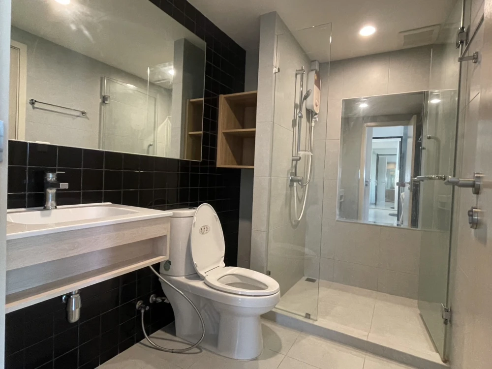 For rent!! Condo New Noble Chaengwattana, 21st floor, beautiful room, good location, convenient transportation, hurry up and book now!!