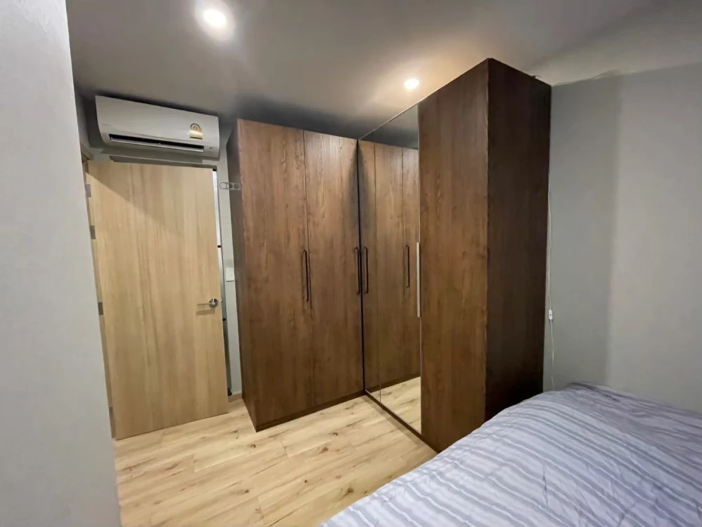 For rent!! Condo Brix Condominium, beautiful room, fully furnished, just bring your bags and move in, don't miss it!!