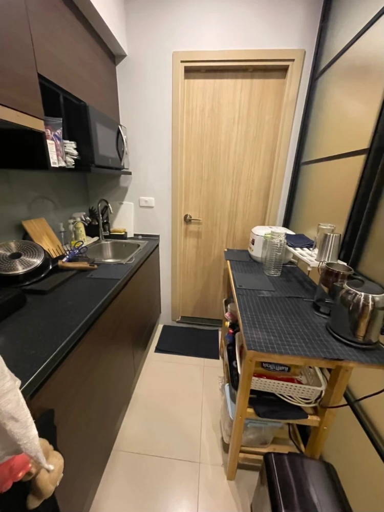 For rent!! Condo Brix Condominium, beautiful room, fully furnished, just bring your bags and move in, don't miss it!!