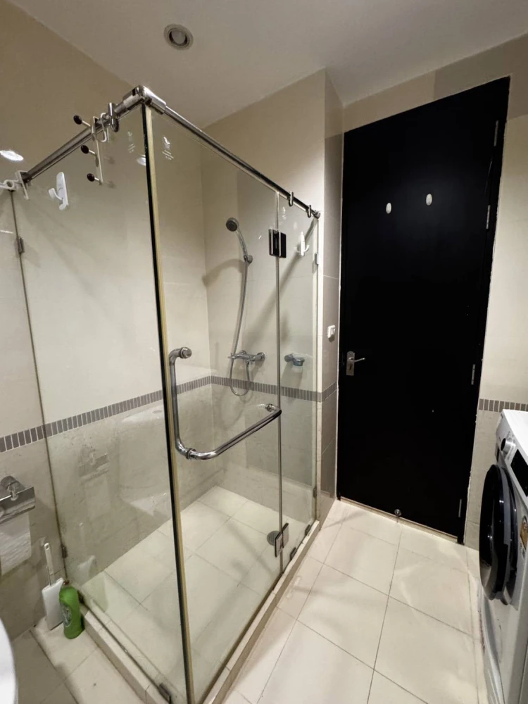 Condo for rent, Baan Klang Krung, Siam-Pathumwan, fully furnished room, ready to move in. Affordable price!