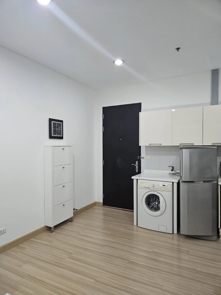 Condo for rent, Baan Klang Krung Siam-Pathumwan. Nice room, fully furnished. Book now!