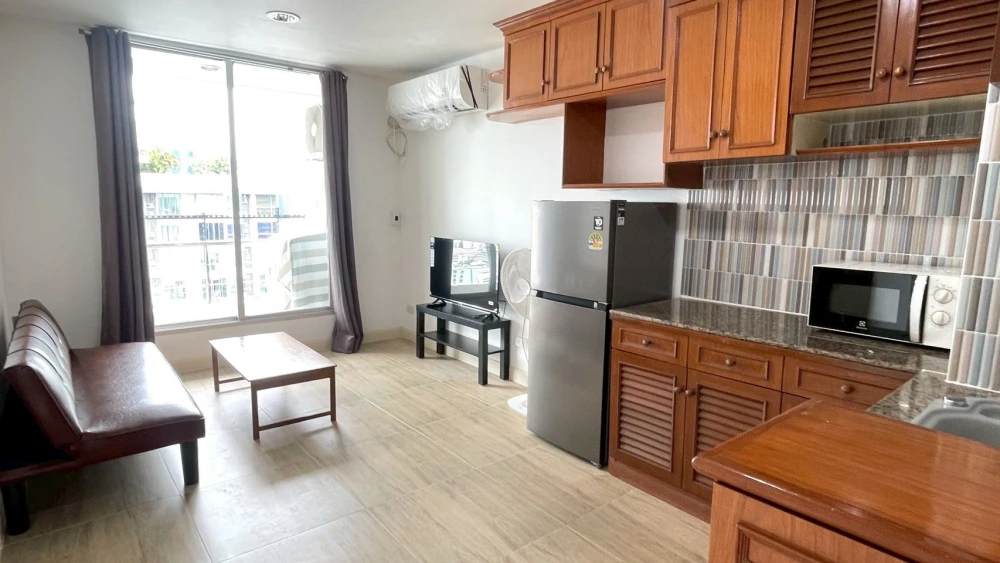 For rent!! Condo Baan Pathumwan, 30th floor, cool breeze, comfortable living, fully furnished, ready to move in, don't miss out, book now!!