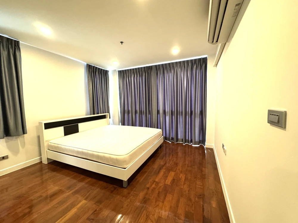 Condo for rent, Baan Siri Silom, ready to move in, full facilities, move in quickly, don't miss out.