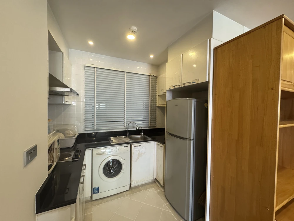 Condo for rent, Baan Siri Silom, ready to move in, full facilities, move in quickly, don't miss out.