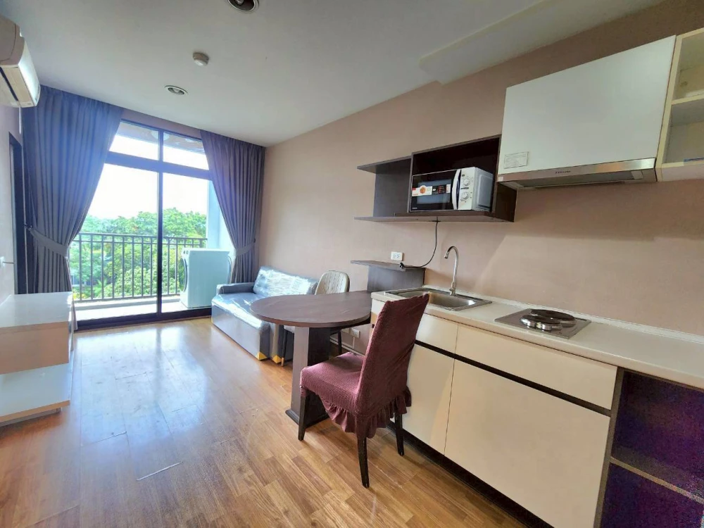 Condo for rent at Baan Navatara, fully furnished, pool view, move now, don't hesitate !!
