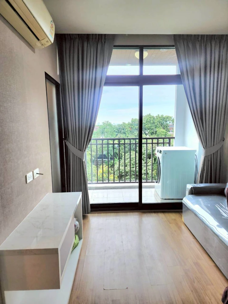 Condo for rent at Baan Navatara, fully furnished, pool view, move now, don't hesitate !!