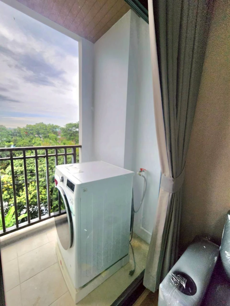 Condo for rent at Baan Navatara, fully furnished, pool view, move now, don't hesitate !!