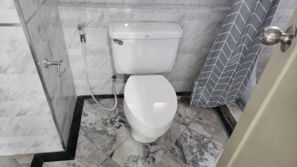 Condo for rent, Pathumwan Resort, spacious room, lots of usable space, good price, hurry and reserve now.