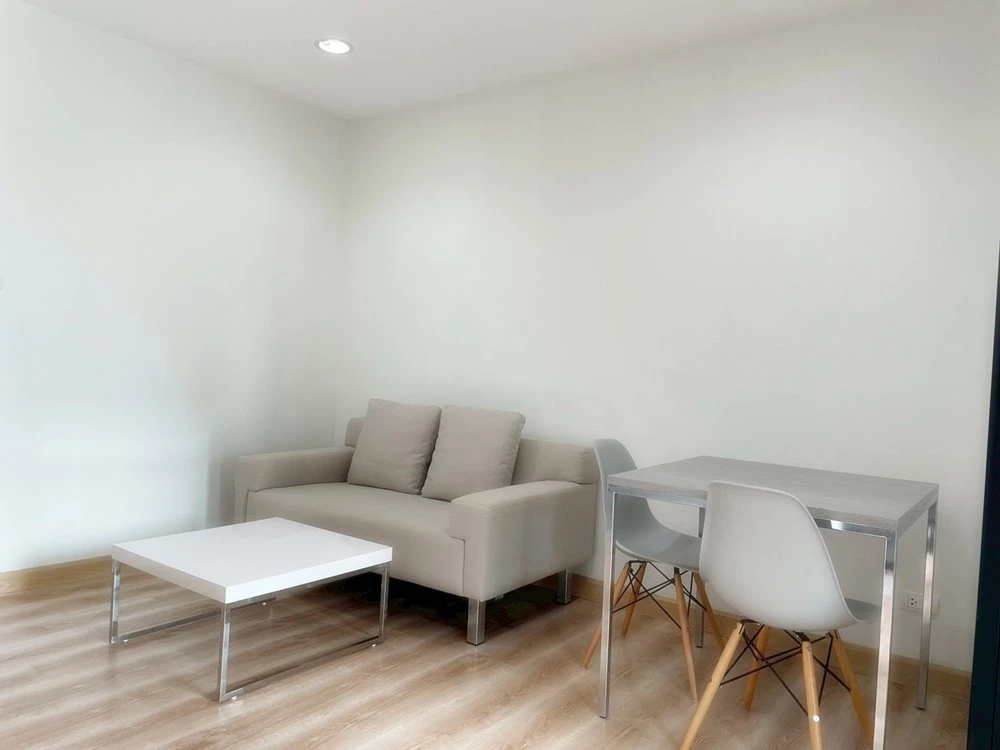 For rent!! Condo Premio Fresco 2nd floor, fully furnished, ready to move in immediately, don't miss it!!