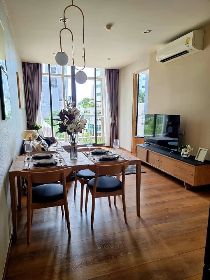 Condo for rent, Park 24, good location, convenient transportation, ready to book, don't wait.