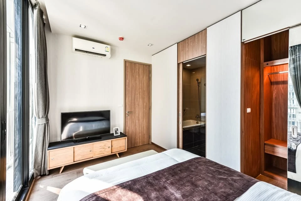 Condo for rent, Park 24 Origin Phrom Phong, high floor, great breeze, electrical appliances + furniture, ready to move in