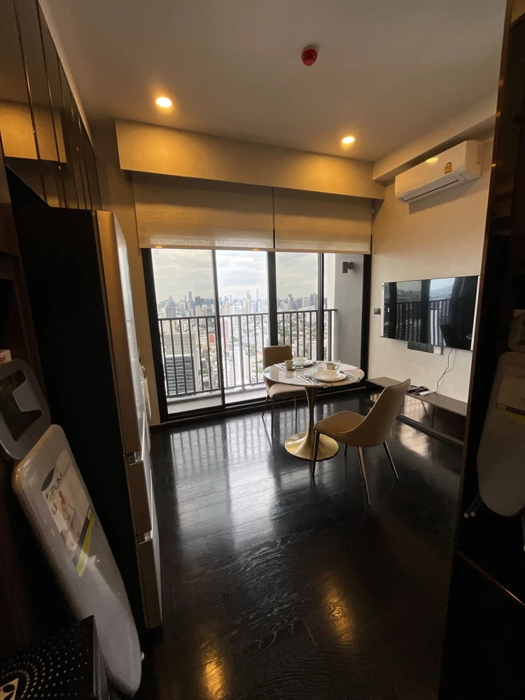 Condo for rent! Park Origin Thonglor, 49th floor, Building B. Fully furnished, ready to move in. Reserve now!!