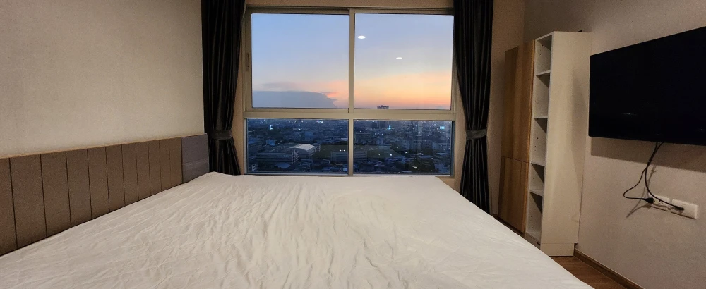 For rent!! Condo Fuse Chan-Sathorn, 22nd floor, wide balcony, beautiful view, very beautiful room, just bring your bags and move in, don't miss it!!
