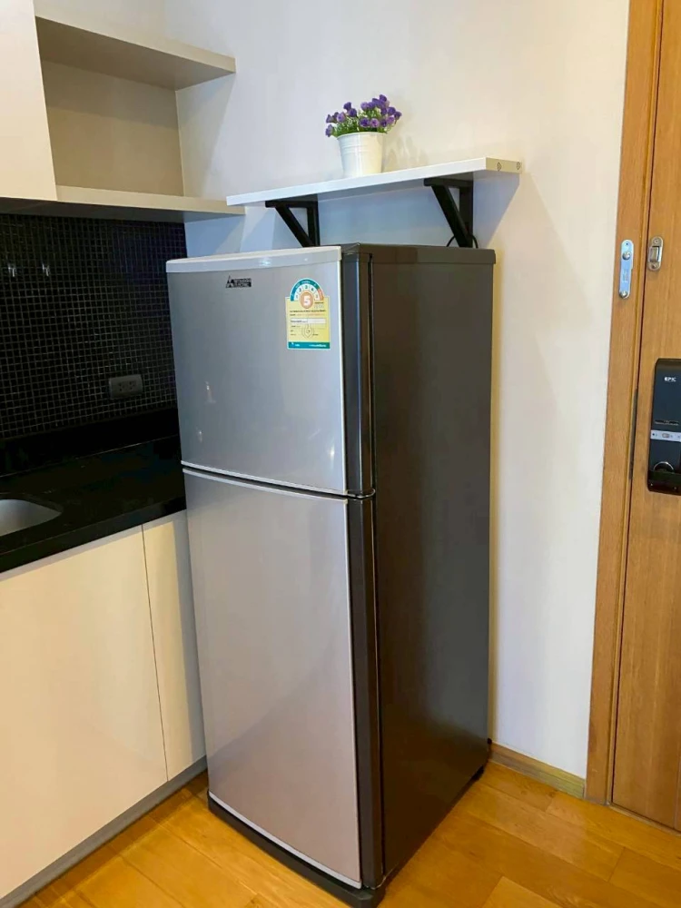 Condo for rent, Fuse Sathorn-Taksin, fully furnished, ready to move in. It's very convenient to travel.