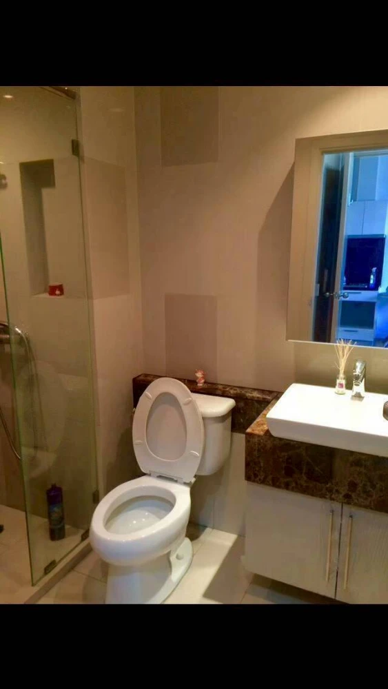 Condo for rent, Fuse Sathorn-Taksin, fully furnished, ready to move in. It's very convenient to travel.