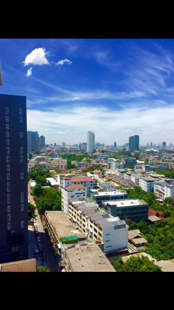Condo for rent, Fuse Sathorn-Taksin, fully furnished, ready to move in. It's very convenient to travel.