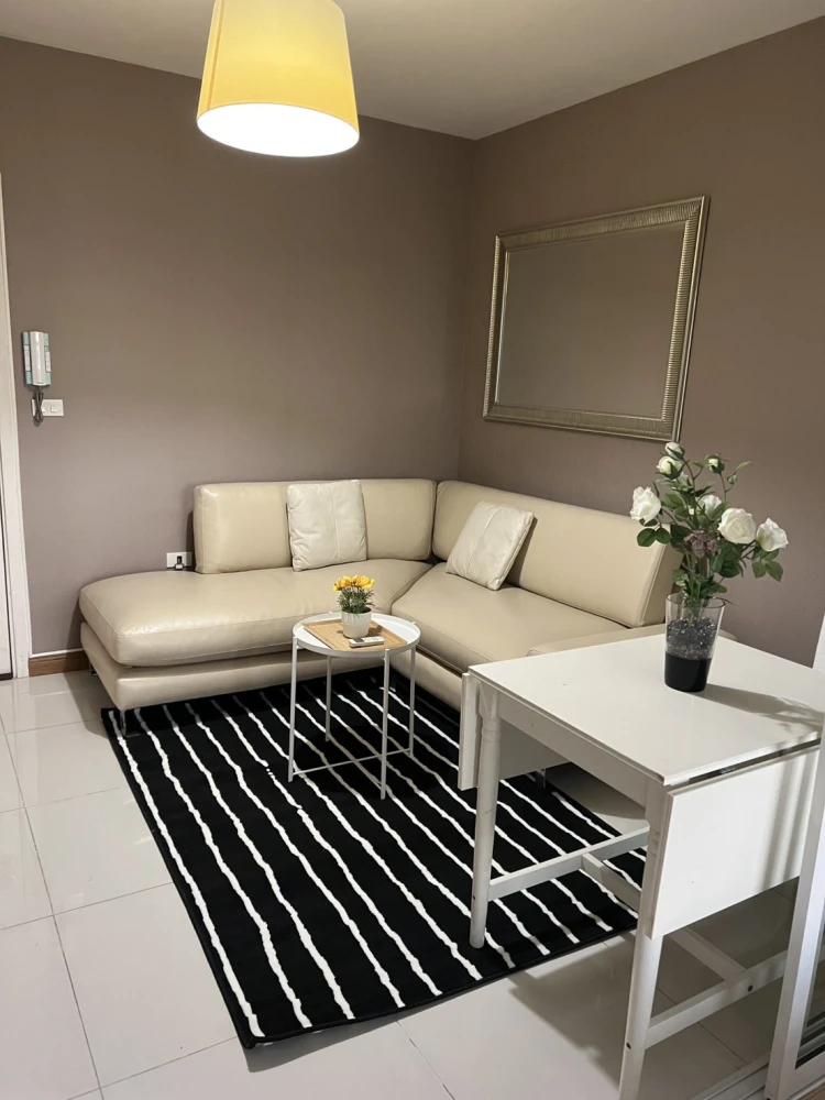 For rent!! Condo Fuse Mobius Ramkhamhaeng Station, 32nd floor, fully furnished, ready to move in. Don't miss it!!