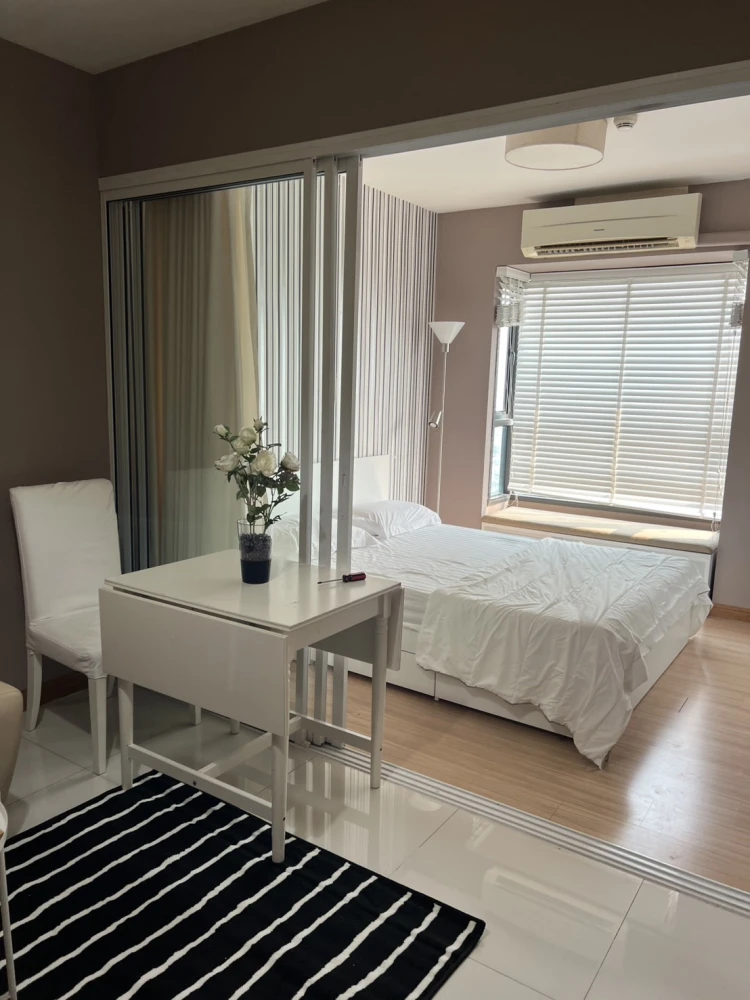 For rent!! Condo Fuse Mobius Ramkhamhaeng Station, 32nd floor, fully furnished, ready to move in. Don't miss it!!