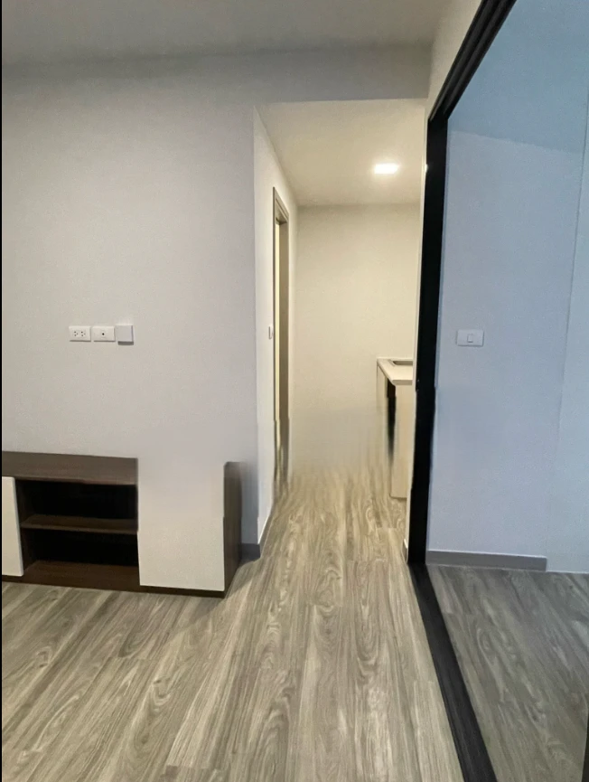 For rent!! Condo Monte Rangsit, 3rd floor, Building B, swimming pool view, beautiful room, fully furnished, ready to move in, don't miss it!!