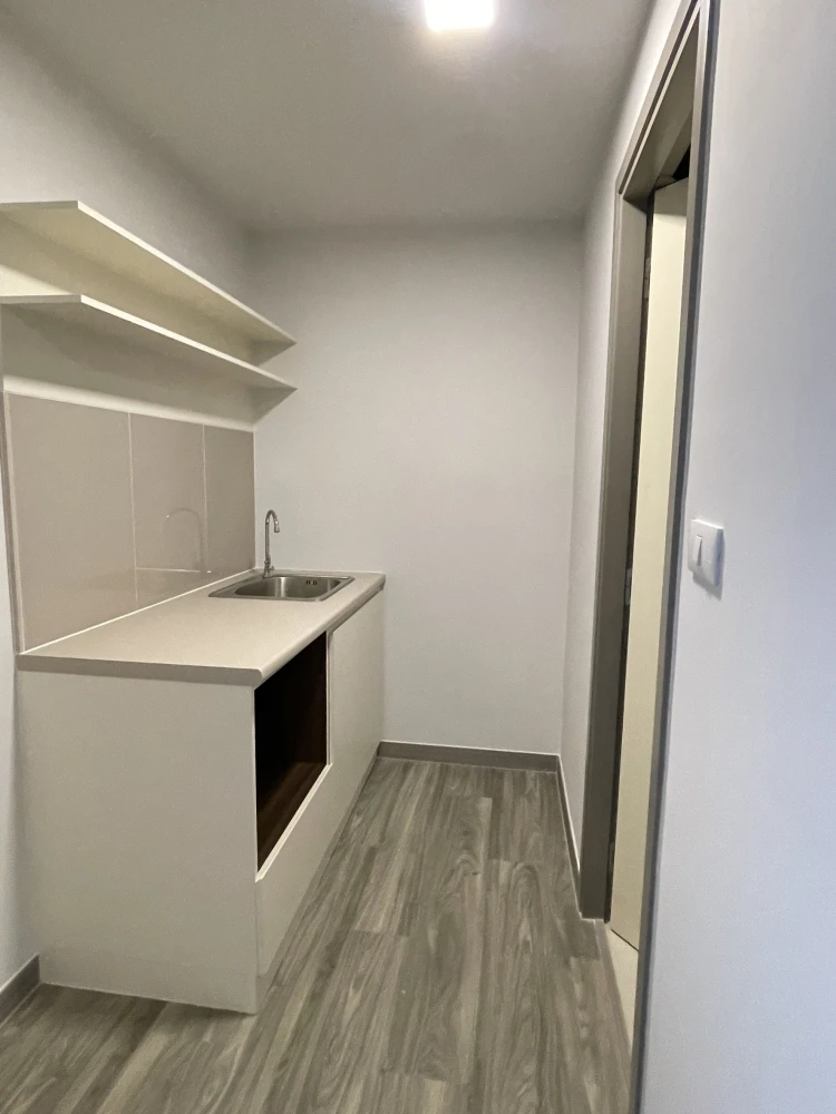For rent!! Condo Monte Rangsit, 7th floor, Building B, swimming pool view, beautiful room, fully furnished, ready to move in, don't miss it!!