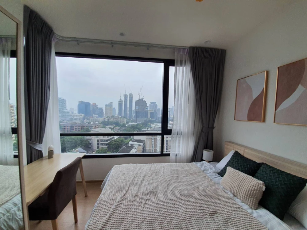 For rent!! Condo Maru Ekkamai 2, 14th floor, fully furnished, ready to move in. Don't miss out!!