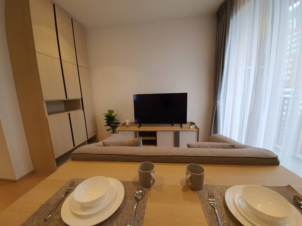 For rent!! Condo Maru Ekkamai 2, 14th floor, fully furnished, ready to move in. Don't miss out!!