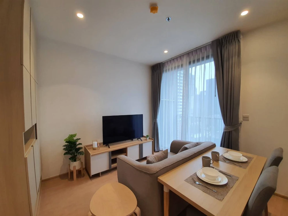 For rent!! Condo Maru Ekkamai 2, 14th floor, fully furnished, ready to move in. Don't miss out!!