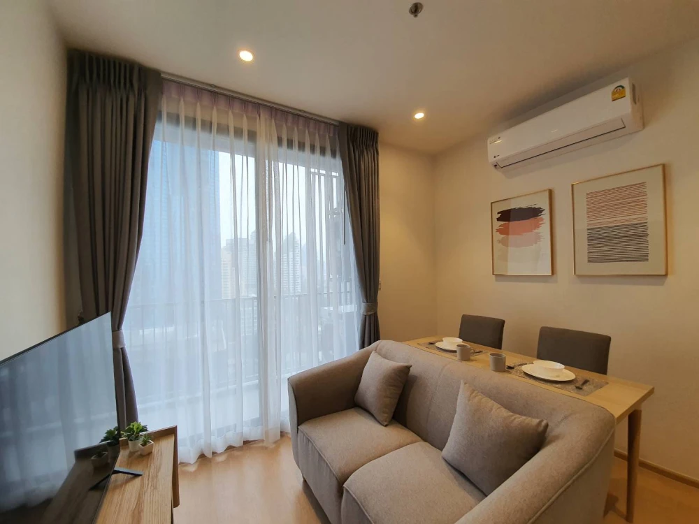 For rent!! Condo Maru Ekkamai 2, 14th floor, fully furnished, ready to move in. Don't miss out!!