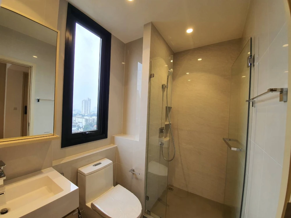 For rent!! Condo Maru Ekkamai 2, 14th floor, fully furnished, ready to move in. Don't miss out!!