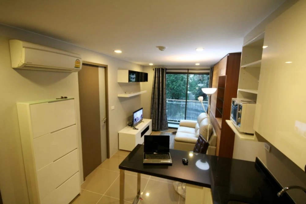 For rent!! Mirage Sukhumvit 27 Condo, 3rd floor, beautiful room, fully furnished, ready to move in! Reserve now!!