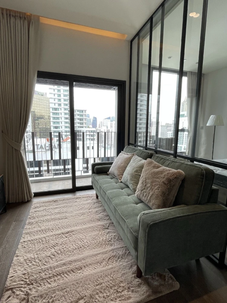 For rent!! Condo Muniq Sukhumvit 23, 20th floor, open view, beautiful room, fully furnished, convenient transportation, don't miss it!!