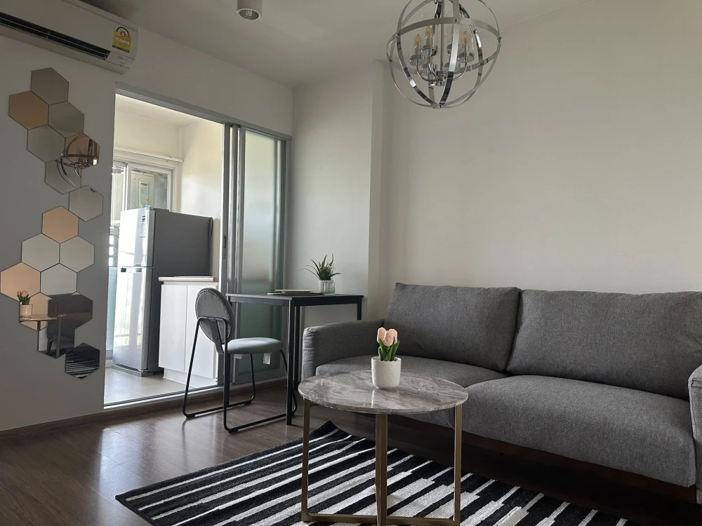 Condo for rent, U @ Hua Mak Station, nice room, complete furniture, electrical appliances, good price, hurry up and reserve now, don't miss out.
