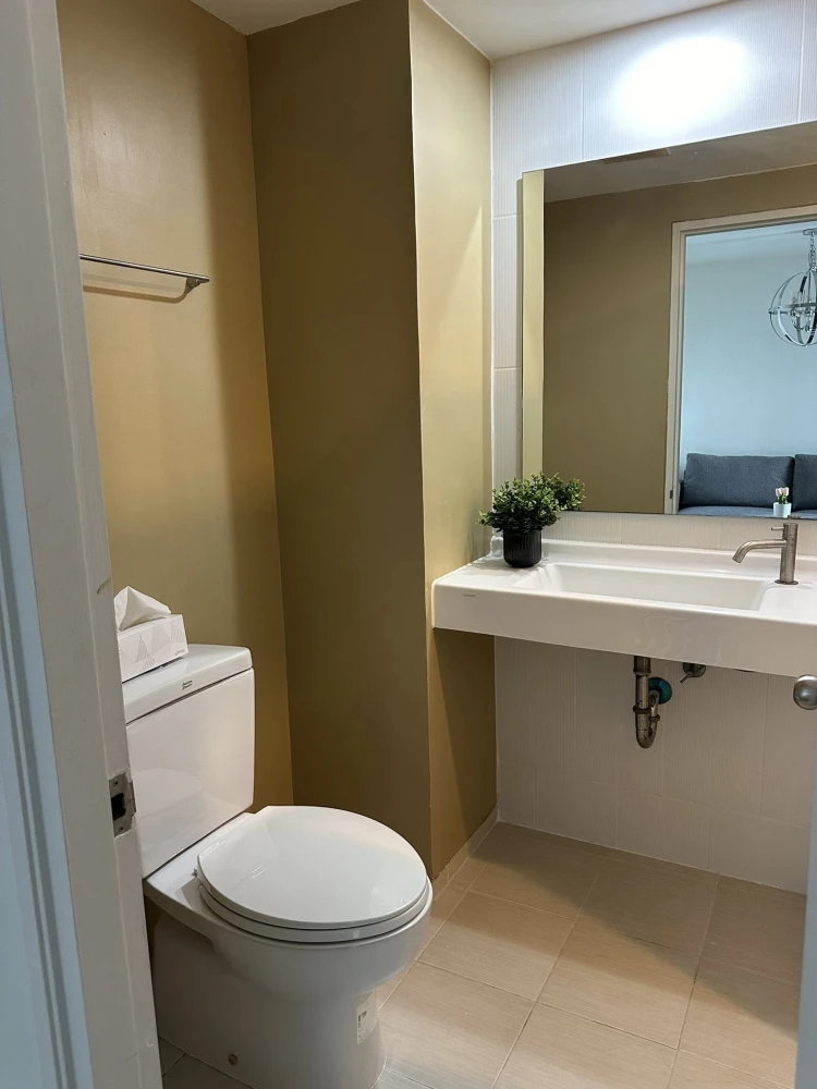 Condo for rent, U @ Hua Mak Station, nice room, complete furniture, electrical appliances, good price, hurry up and reserve now, don't miss out.