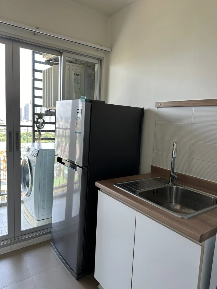 Condo for rent, U @ Hua Mak Station, nice room, complete furniture, electrical appliances, good price, hurry up and reserve now, don't miss out.