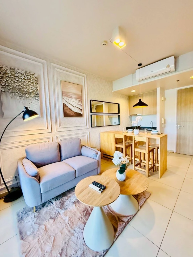 Condo for rent, Unixx South Pattaya, high floor, ready to move in, fully furnished, reserve now!