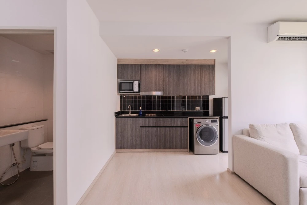 For rent!! Condo Unio Sukhumvit 72 Phase 2, 5th floor, Building B, beautiful room, ready to move in, don't miss it!!
