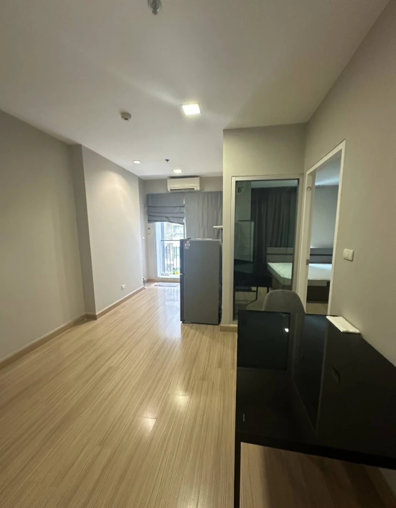 For rent CU Terrace condo, spacious room, ready to move in Complete electrical appliances, do not miss it, book now.