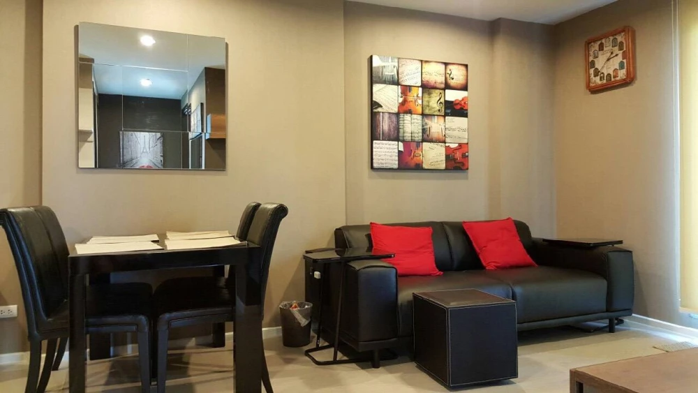Condo for rent, Rhythm Sathorn - Narathiwat, beautiful room, clean, spacious, ready to move in.