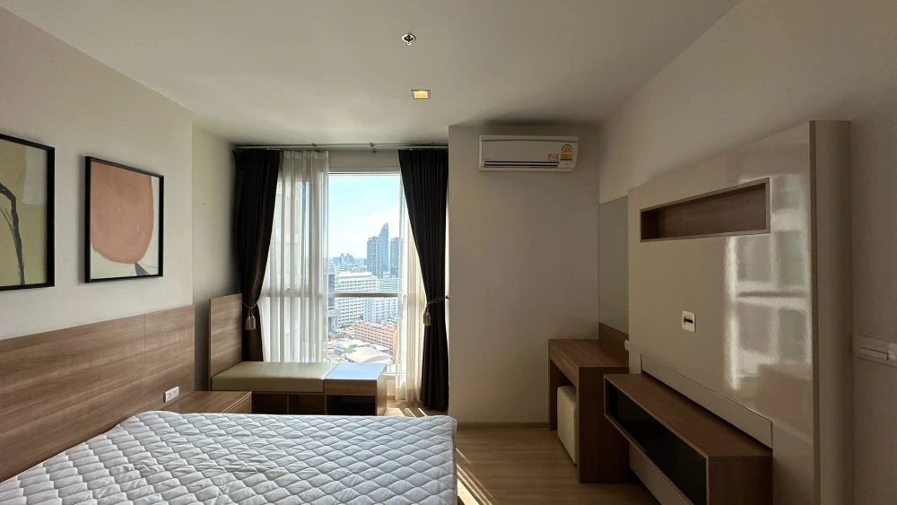 For rent!! Condo Rhythm Sathorn, 25th floor, Building N, fully furnished, ready to move in, don't miss it!!