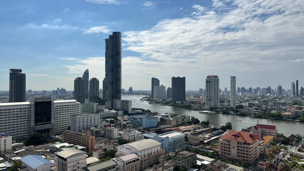 For rent!! Condo Rhythm Sathorn, 25th floor, Building N, fully furnished, ready to move in, don't miss it!!