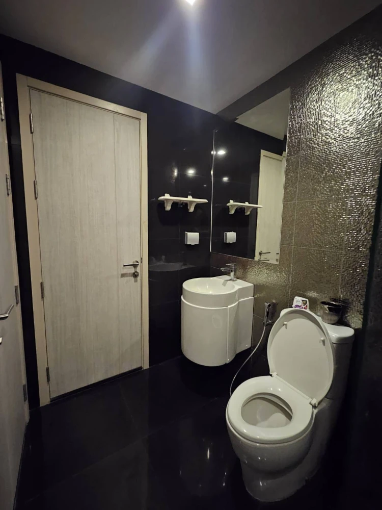 ให้เช่า!! คอนโด ริทึ่ม สุขุมวิท 36-38 ชั้น 7 สิ่งอำนวยความสะดวกครบครัน พร้อมเข้าอยู่ รีบจองเลย!!