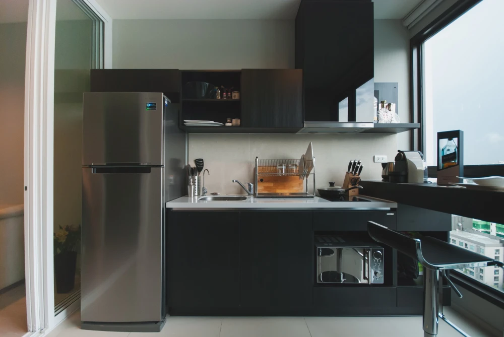 Condo for rent, Rhythm Sukhumvit 44/1, beautiful room, beautifully proportioned room with privacy.