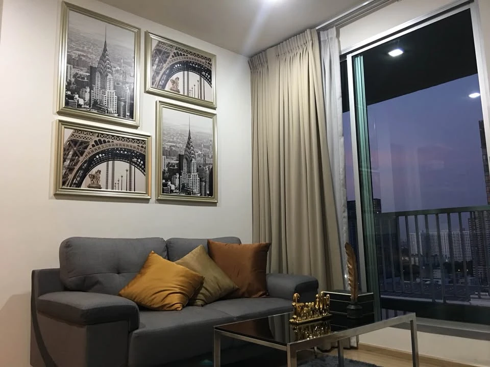 Condo for rent, Rhythm Sukhumvit 50, beautiful pool view, convenient transportation, good location, worth investing, don't miss it!!