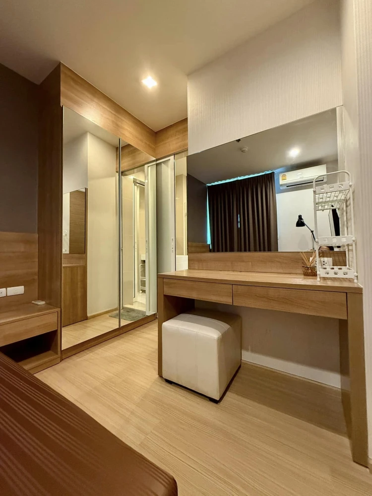 For rent: Condo Rhythm Sukhumvit 50, nice room, lots of usable space, affordable price. You must hurry and reserve now.